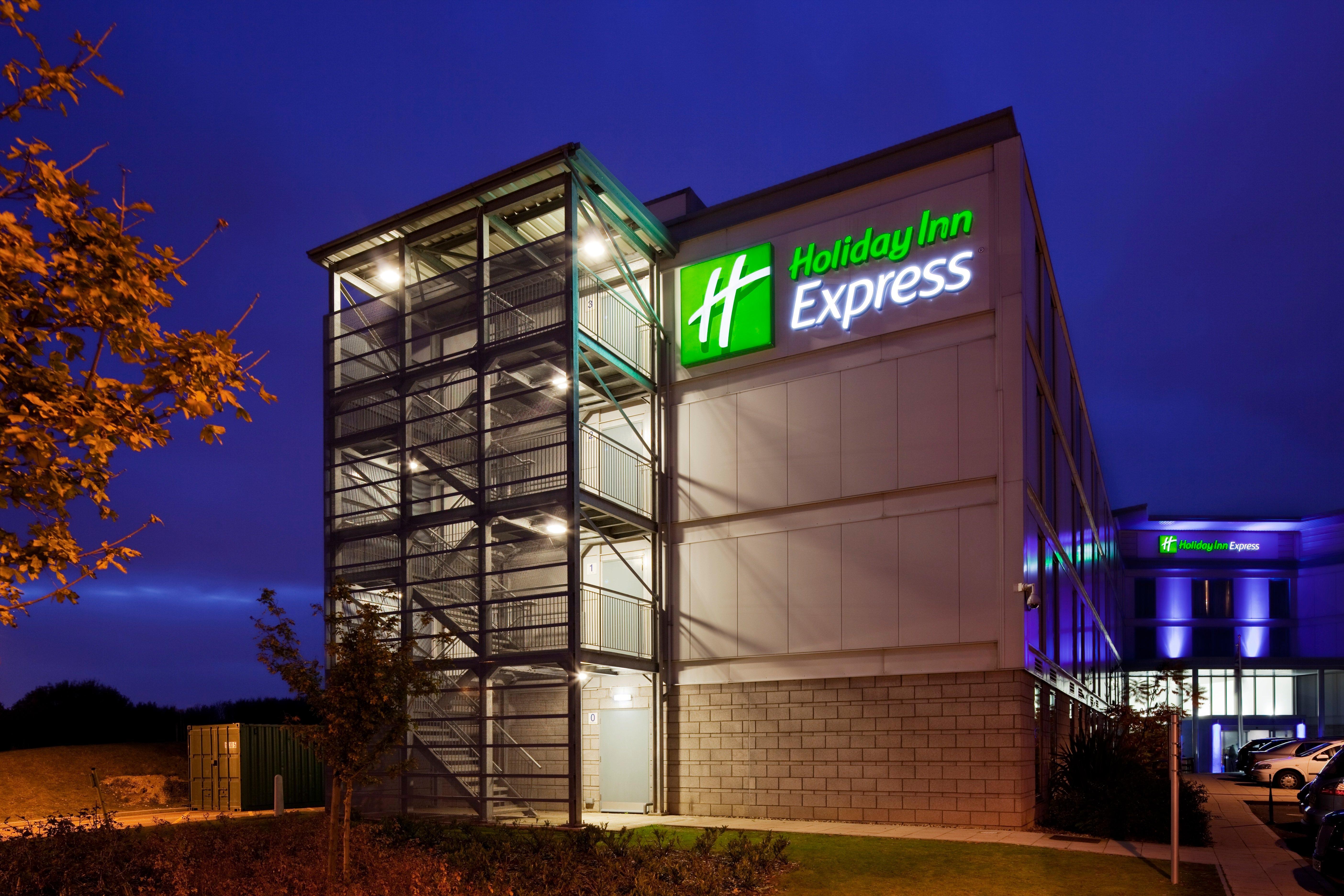 Hotel Express London Stansted Airport By Ihg
