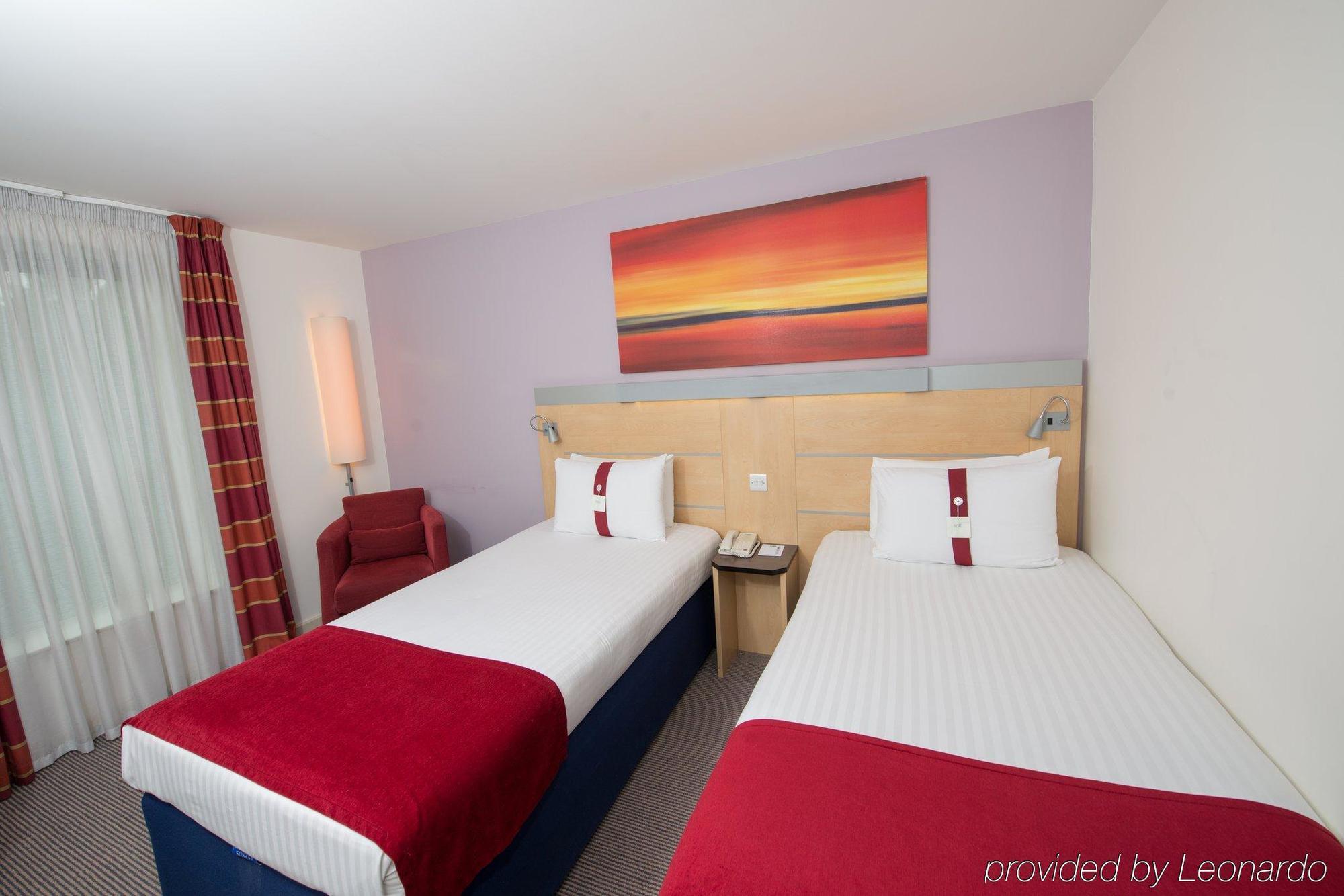 Express London Stansted Airport By Ihg Stansted Mountfitchet