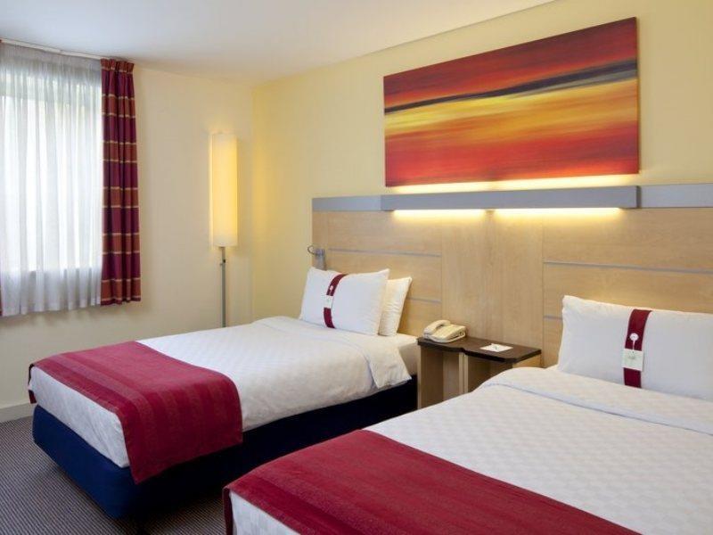 Express London Stansted Airport By Ihg Stansted Mountfitchet